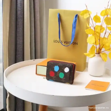 2304DJ0017 LV Bag 0702